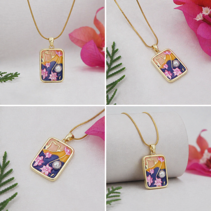 Elegant Floral Pearl Pendant Necklace